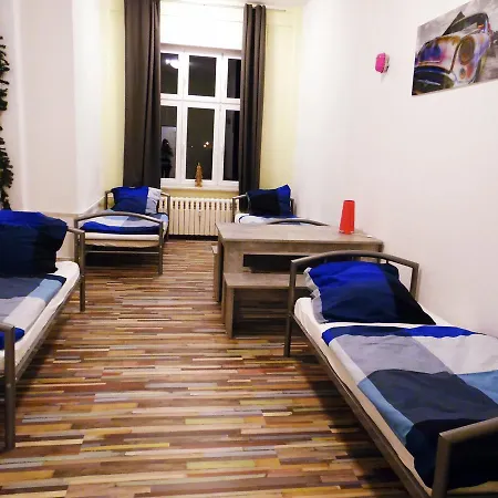 199 Hostel *
